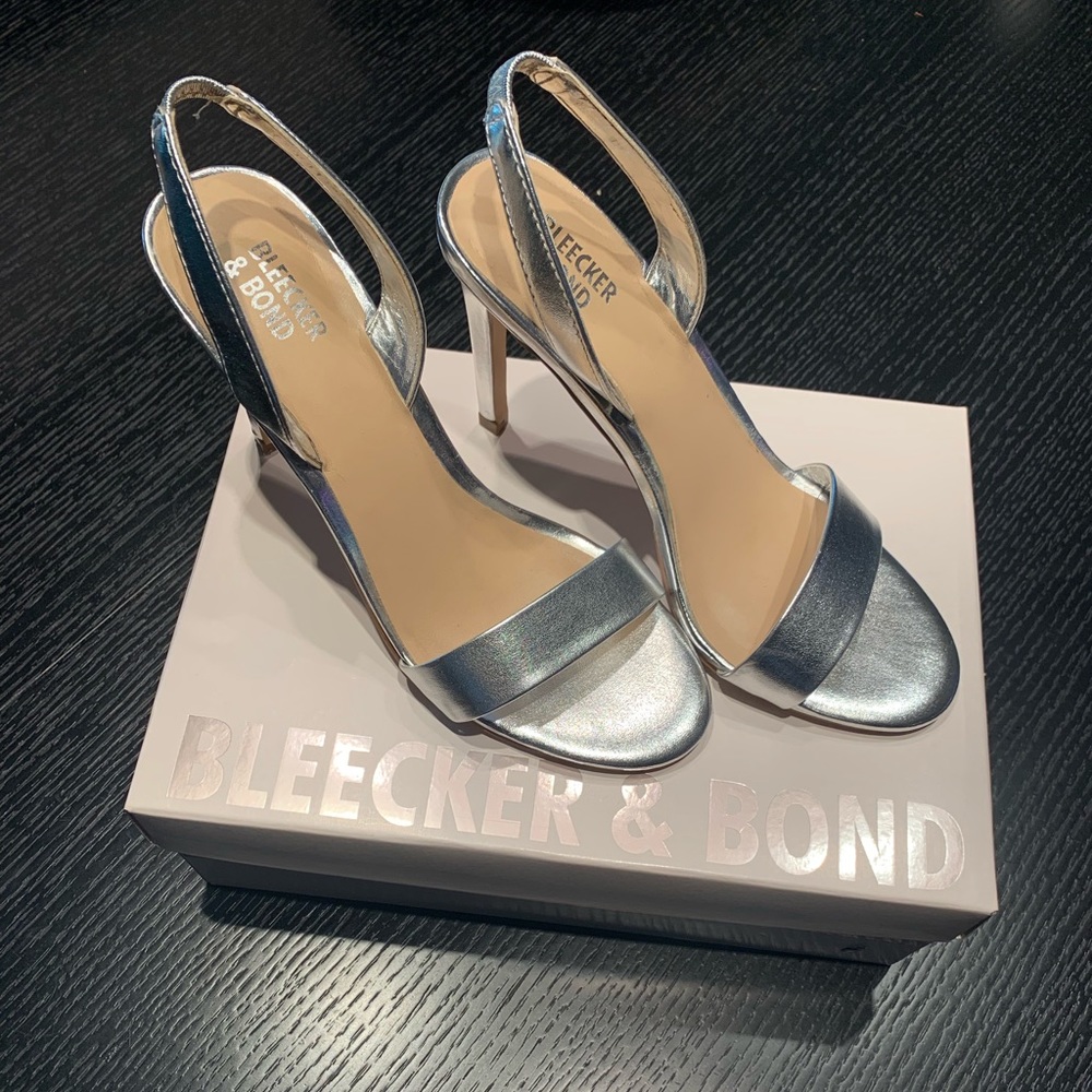 Bleecker & Bond 🖤 Monica Sandal